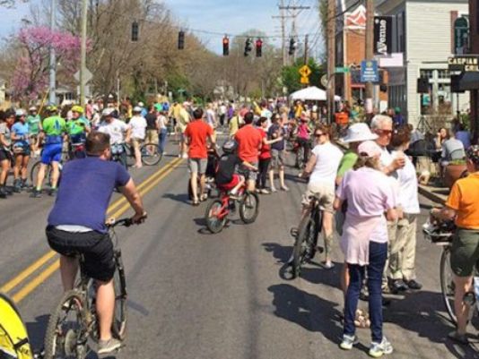 Cycling advocacy and other public events should not hinder public transit